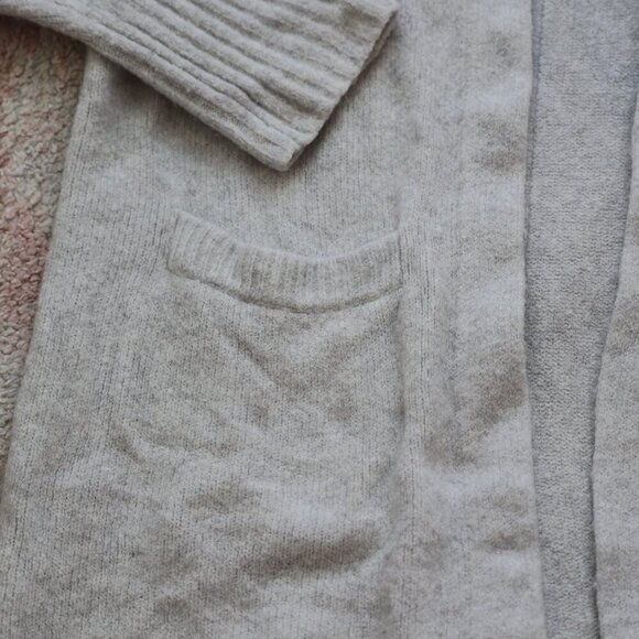 Calvin Klein Cardigan - Picture 2 of 8